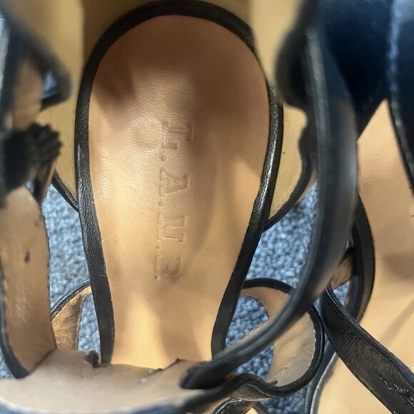 L.A.M.B. Black High Heel Size 7 1/2 - Picture 4 of 4